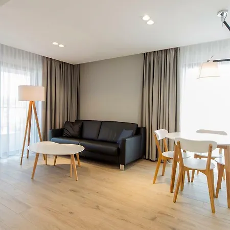 Przytulne I Nowoczesne Sun Seasons 24 W Dziwnowie Z Parkingiem By Renters Apartamento *